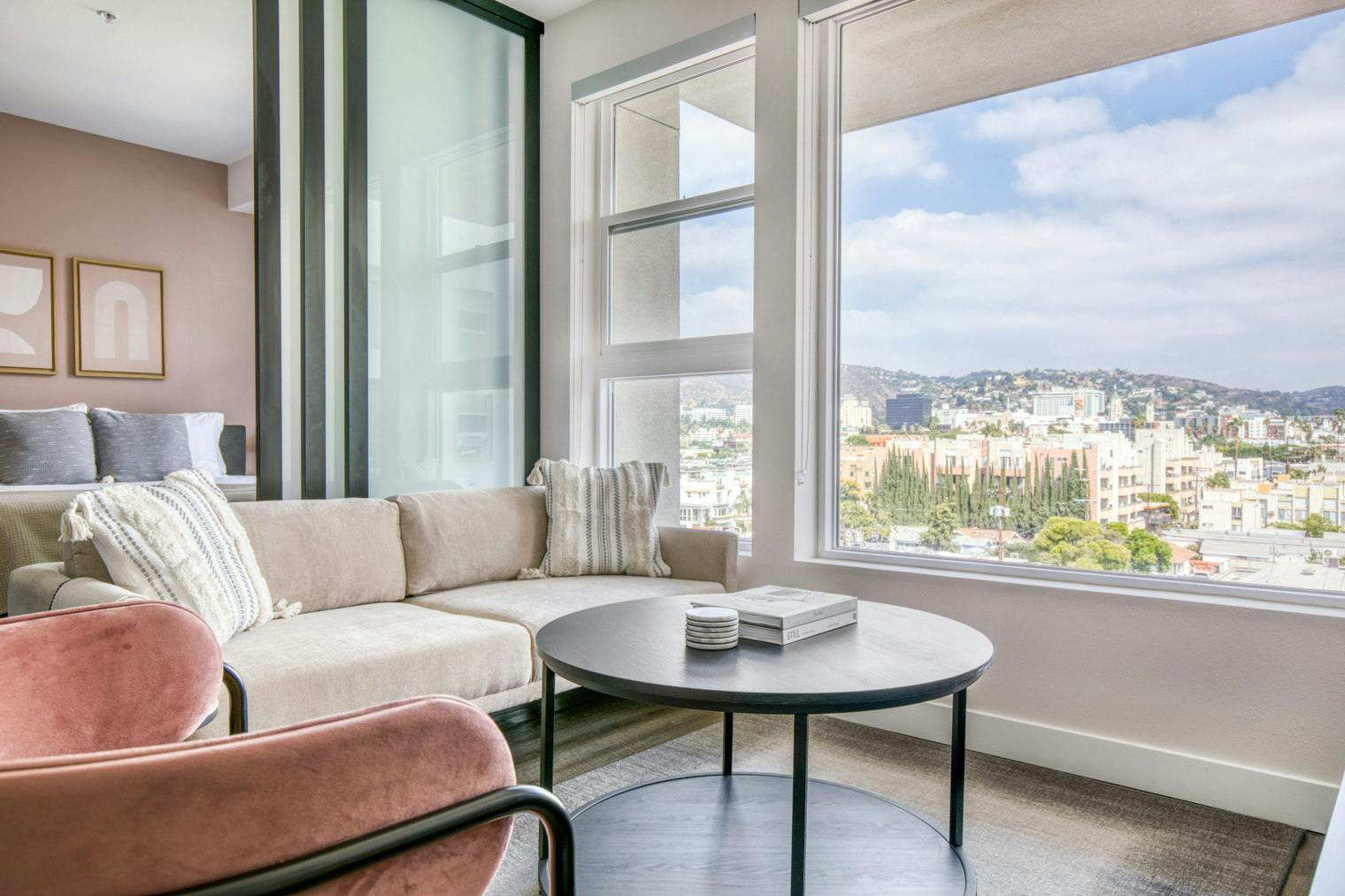 Wohnung zu mieten für $4,417 pro Monat in Los Angeles, Santa Monica Boulevard