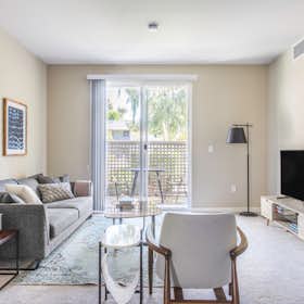 Lägenhet att hyra för $4,013 i månaden i Cupertino, N Stelling Rd