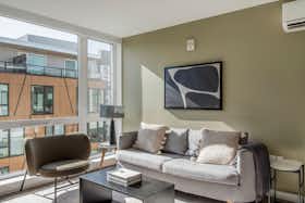 Appartamento in affitto a $2,879 al mese a Seattle, S Jackson St
