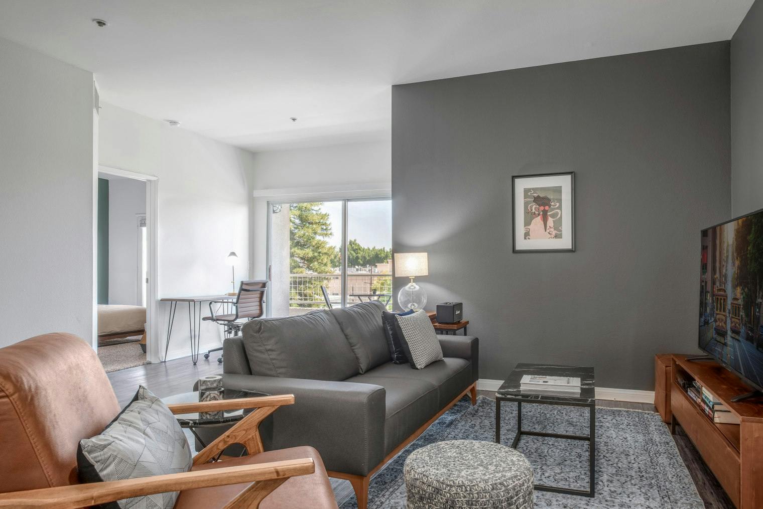 Wohnung zu mieten für $5,315 pro Monat in Los Angeles, North Martel Avenue