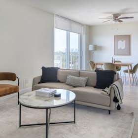 Mieszkanie do wynajęcia za $5,213 miesięcznie w mieście Miami, SW 37th Ave