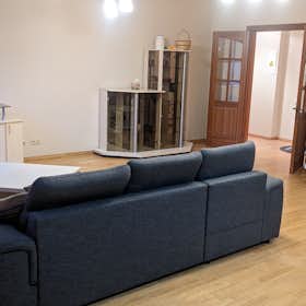Mieszkanie do wynajęcia za 600 € miesięcznie w mieście Riga, Grēcinieku iela