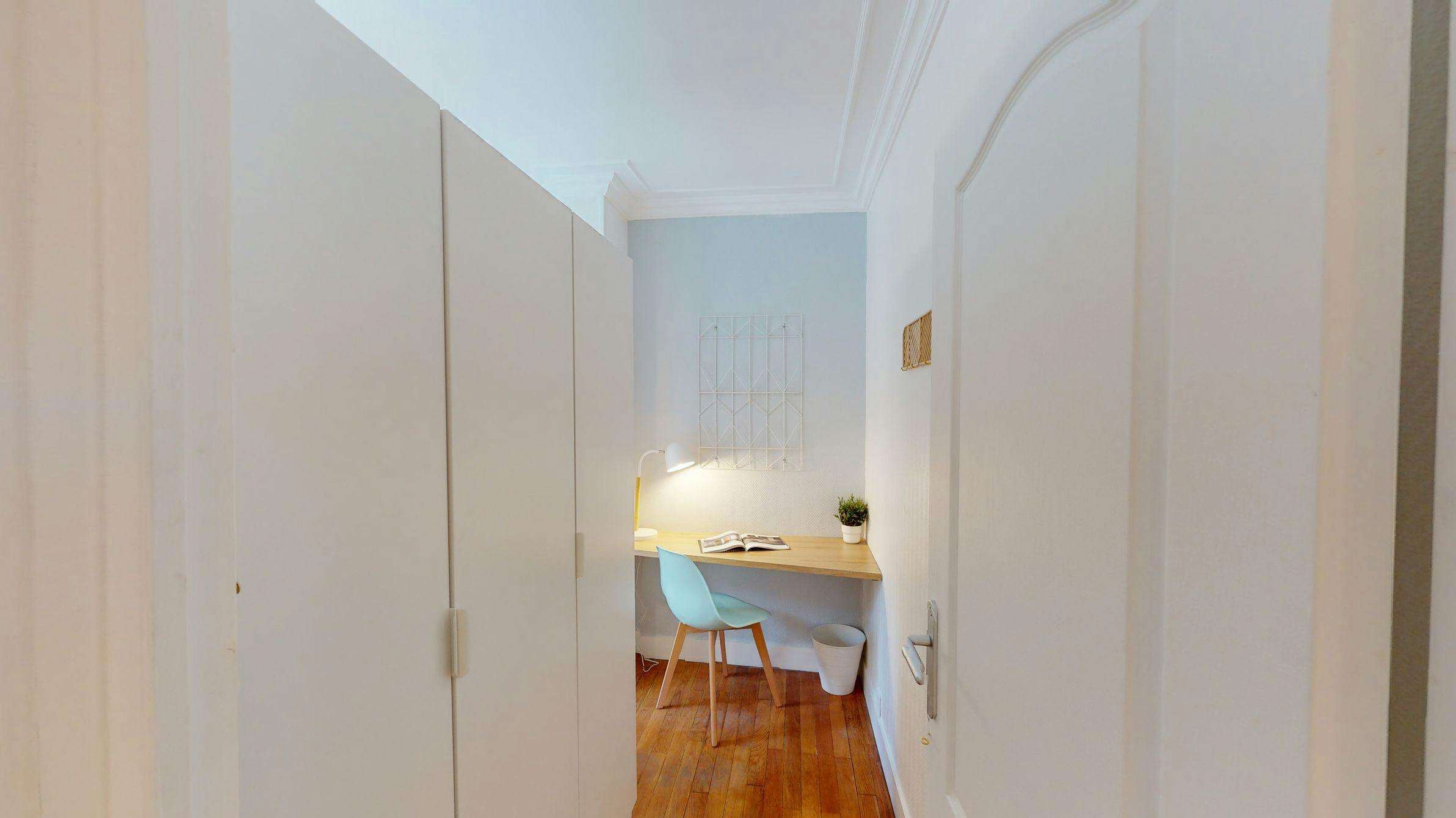 Single room Paris, 1 bed, 10m² — photo 1