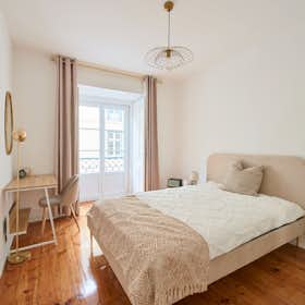 Private room for rent for €800 per month in Lisbon, Rua Nova da Trindade