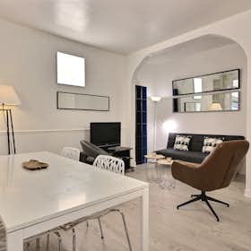 Apartment for rent for €1,523 per month in Paris, Rue Laugier