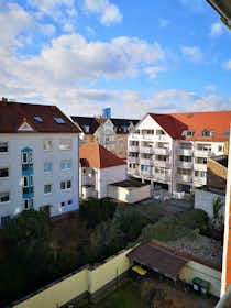 Chambre privée à louer pour 744 €/mois à Frankfurt am Main, De-Neufville-Straße