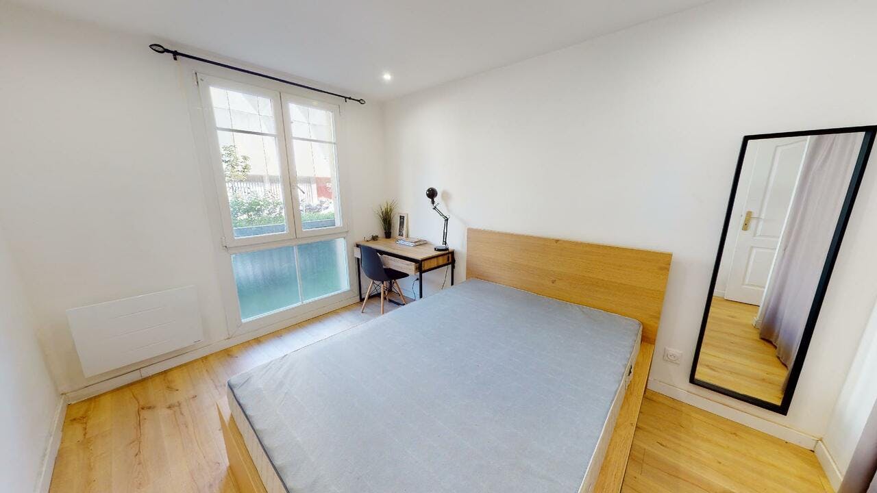 Private room for rent on Rue Sainte-Baume, Marseille