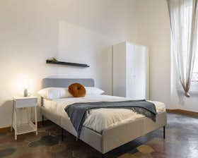 Private room for rent for €900 per month in Milan, Via Giovanni Paisiello