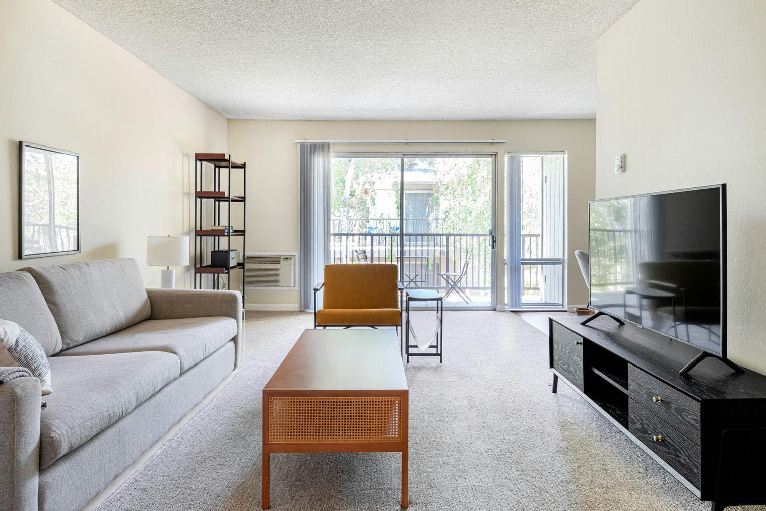 Appartement te huur voor $4,571 per maand in Mountain View, Heatherstone Way