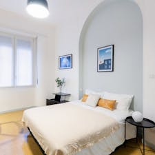 Apartment for rent for €1,260 per month in Milan, Via Giovanni Pacini
