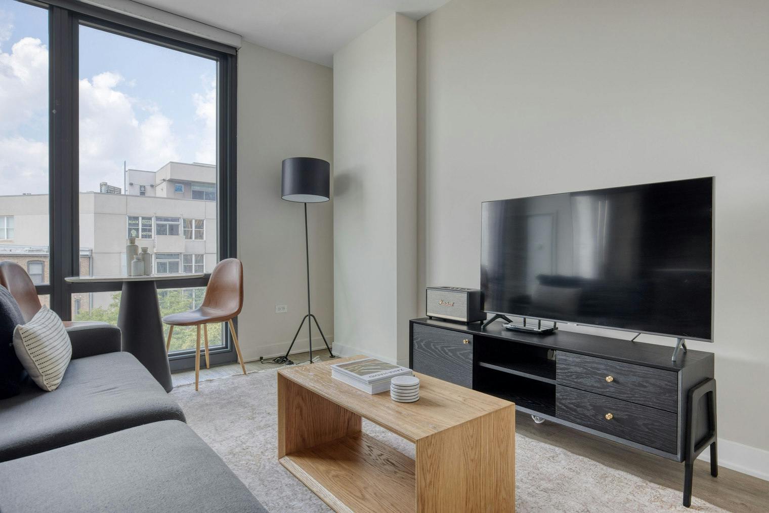 Apartment for rent for $9,452 per month in Chicago, North Aberdeen Street