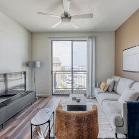 公寓 正在以 $3,749 的月租出租，其位于 Austin, Century Oaks Ter