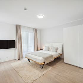 Apartament de închiriat pentru 1.378 EUR pe lună în Frankfurt am Main, Klüberstraße