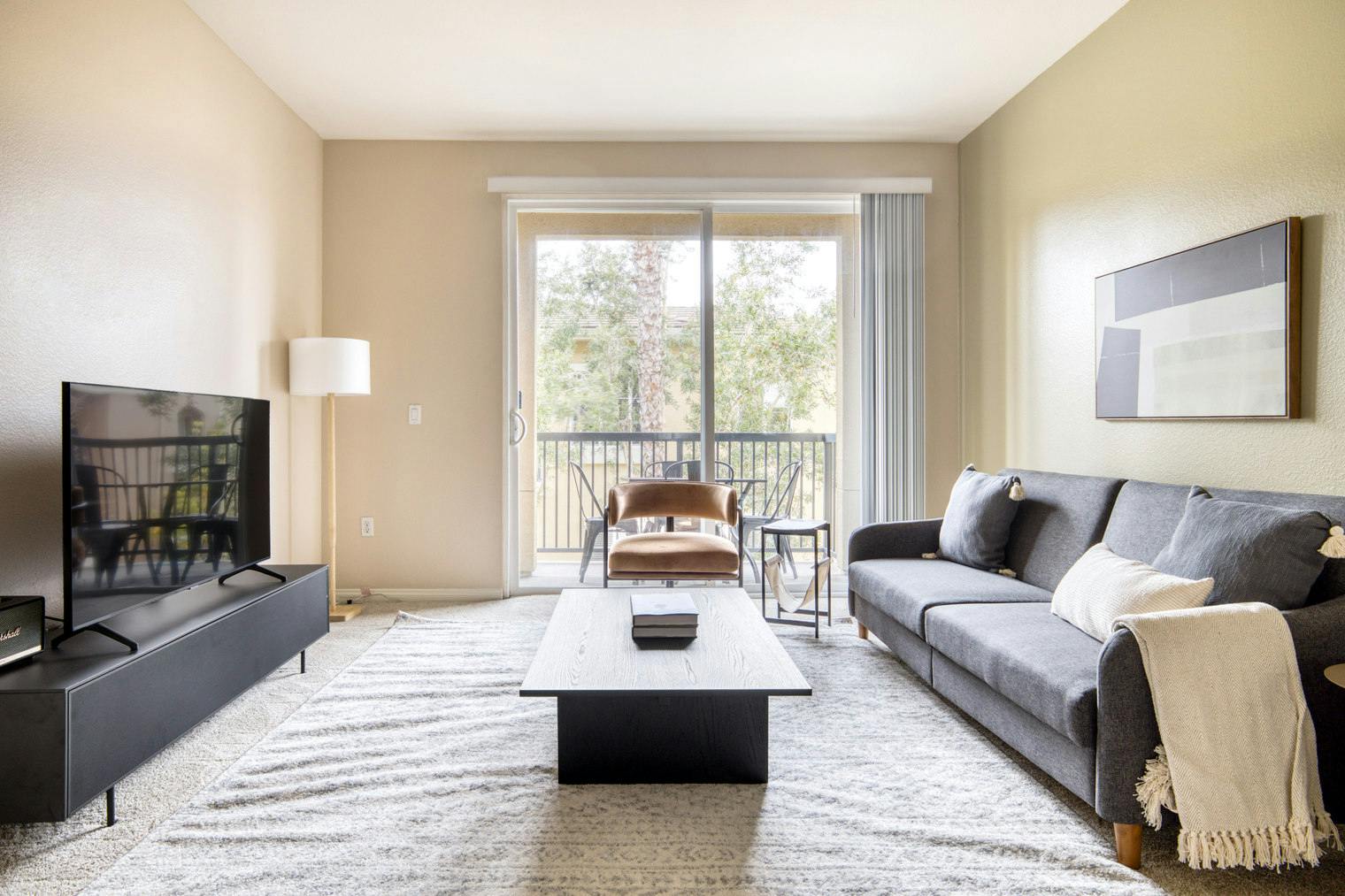 Apartment for rent for $6,422 per month in Los Angeles, Pershing Drive