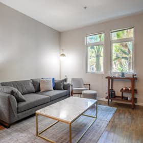 公寓 正在以 €2,403 的月租出租，其位于 Los Angeles, Lincoln Blvd
