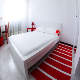 Private room for rent for €895 per month in Milan, Via Felice Bisleri