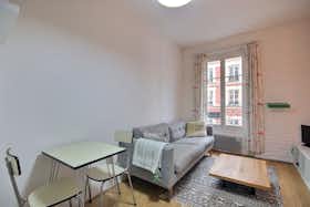 Wohnung zu mieten für 1.188 € pro Monat in Paris, Rue Piat