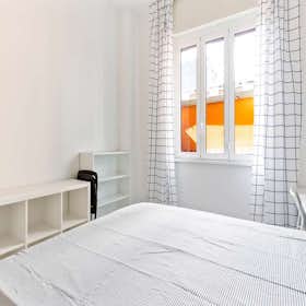 Private room for rent for €650 per month in Milan, Via Pantigliate