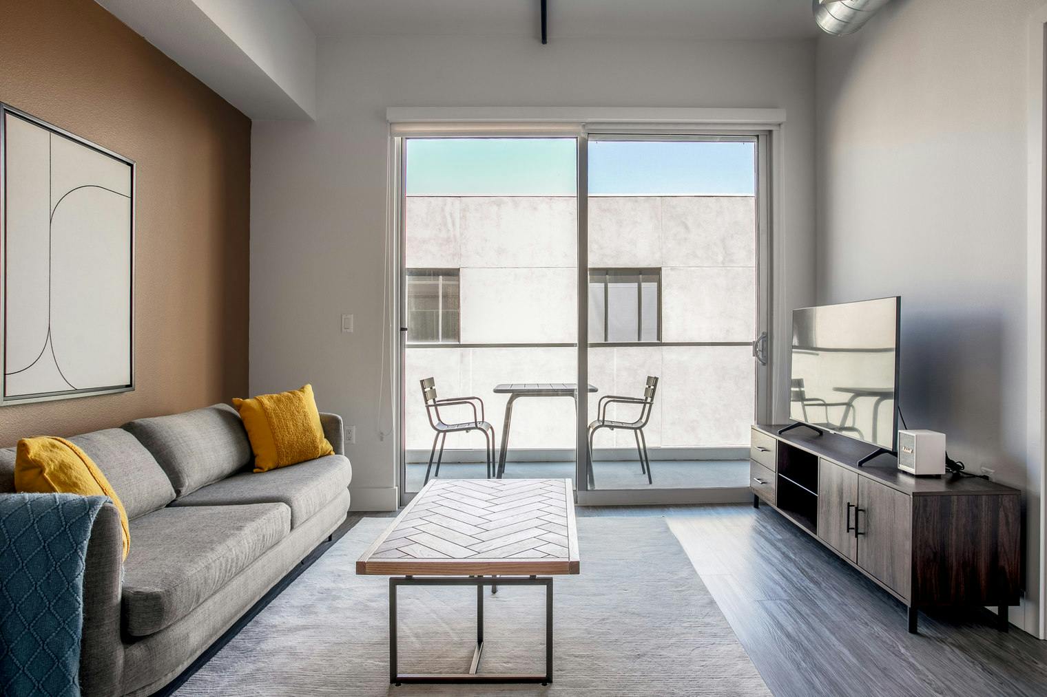 Appartement te huur voor $5,006 per maand in Culver City, Dunn Drive
