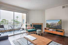 Квартира сдается в аренду за 1 693 € в месяц в Los Angeles, N Martel Ave