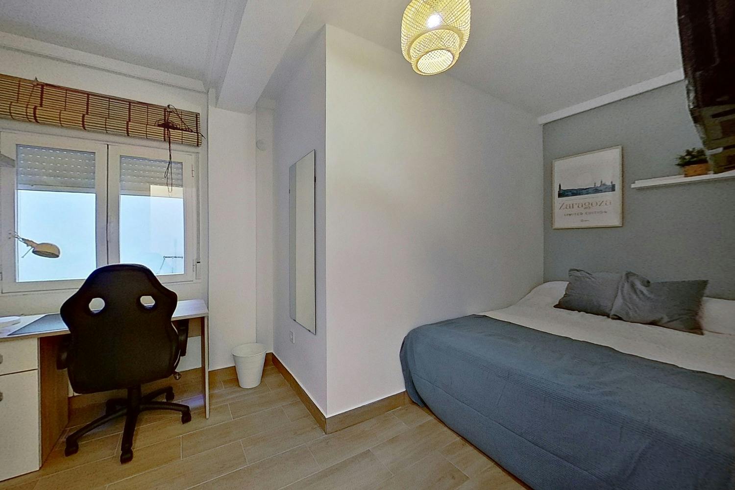 Calle Sevilla, Zaragoza preview