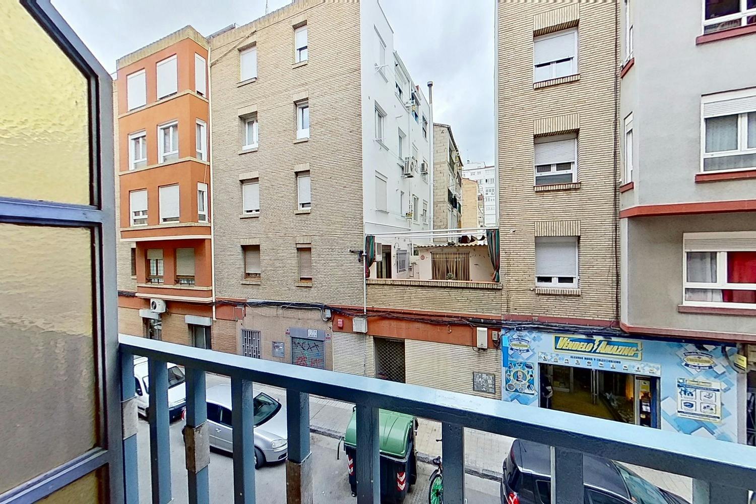 Calle Sevilla, Zaragoza preview