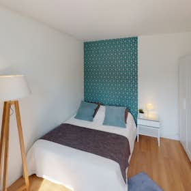 Private room for rent for €798 per month in Clichy, Rue des Cailloux