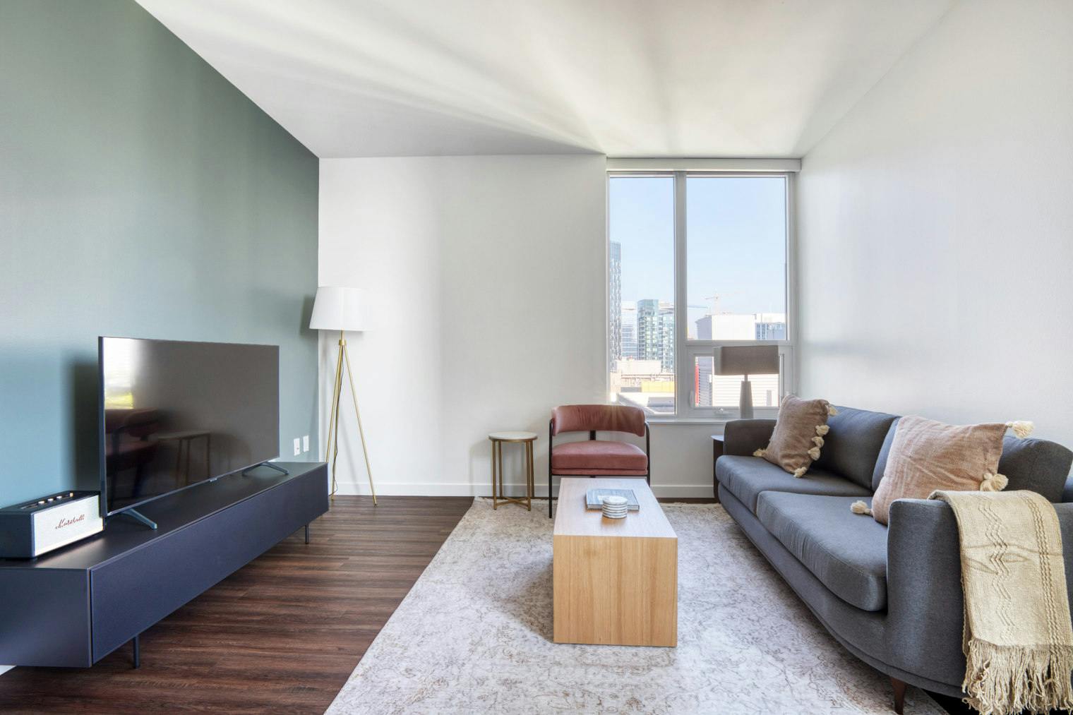 4th Avenue, Seattle, WA preview