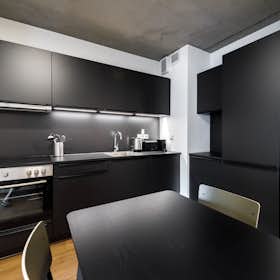 WG-Zimmer for rent for 720 € per month in Frankfurt am Main, Gref-Völsing-Straße