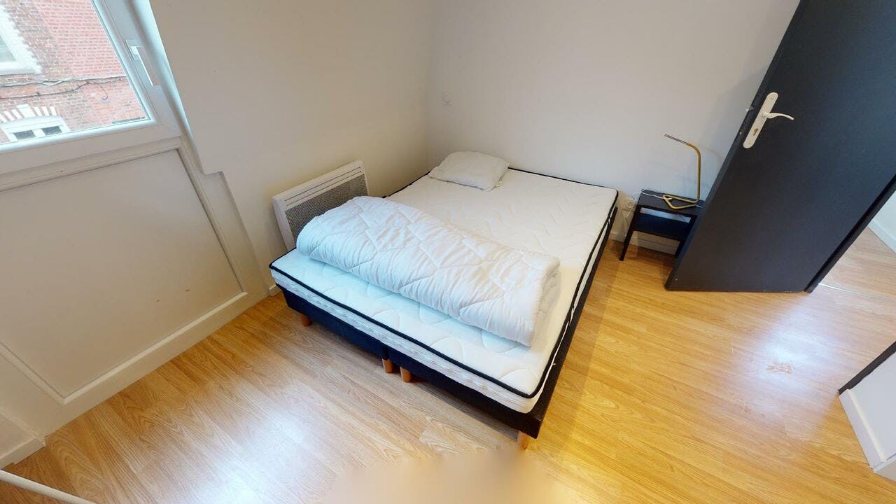 Single room Lille, 1 bed, 10m² — photo 2