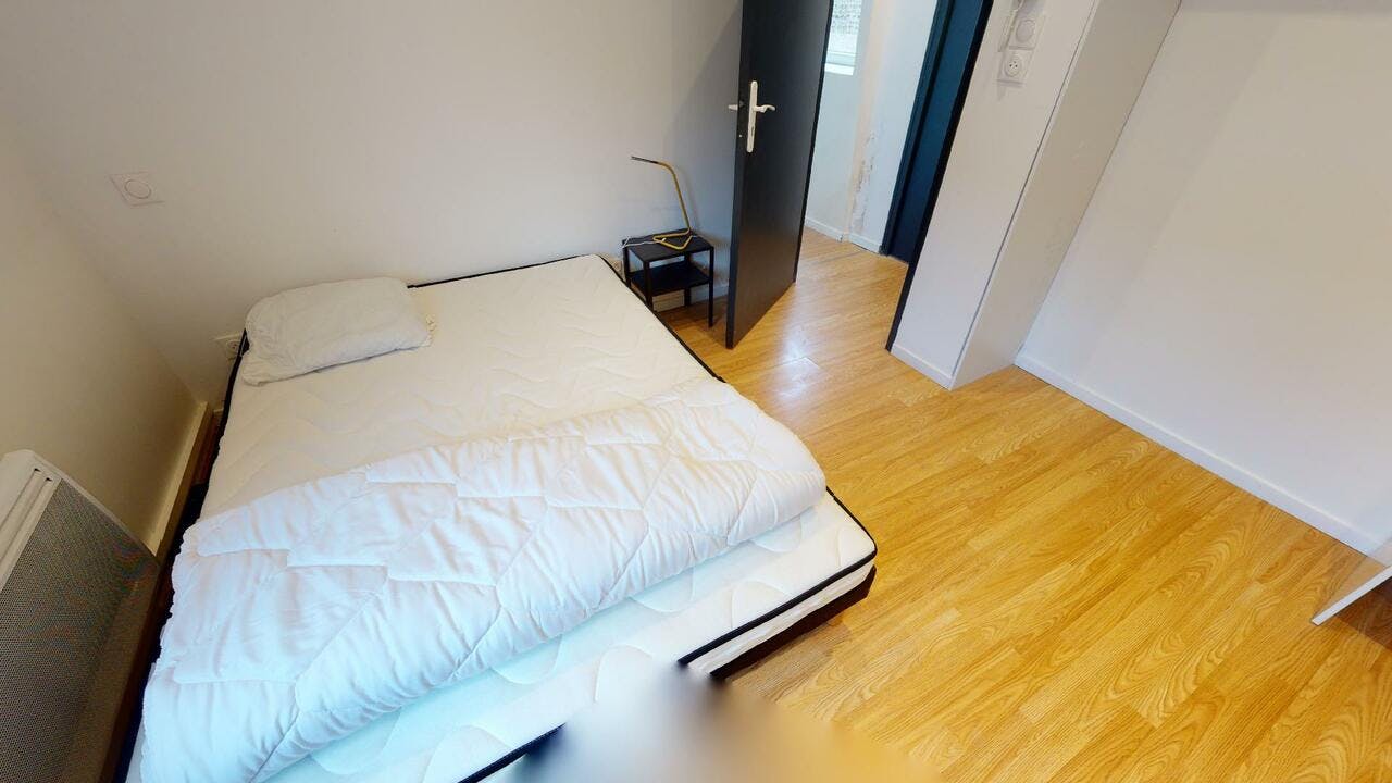 Single room Lille, 1 bed, 10m² — photo 3