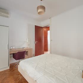 Private room for rent for €700 per month in Lisbon, Rua Castilho