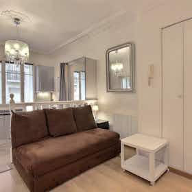 Studio te huur voor € 1.218 per maand in Neuilly-sur-Seine, Villa Blaise Pascal