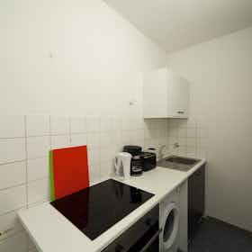 Private room for rent for €851 per month in Munich, Leopoldstraße