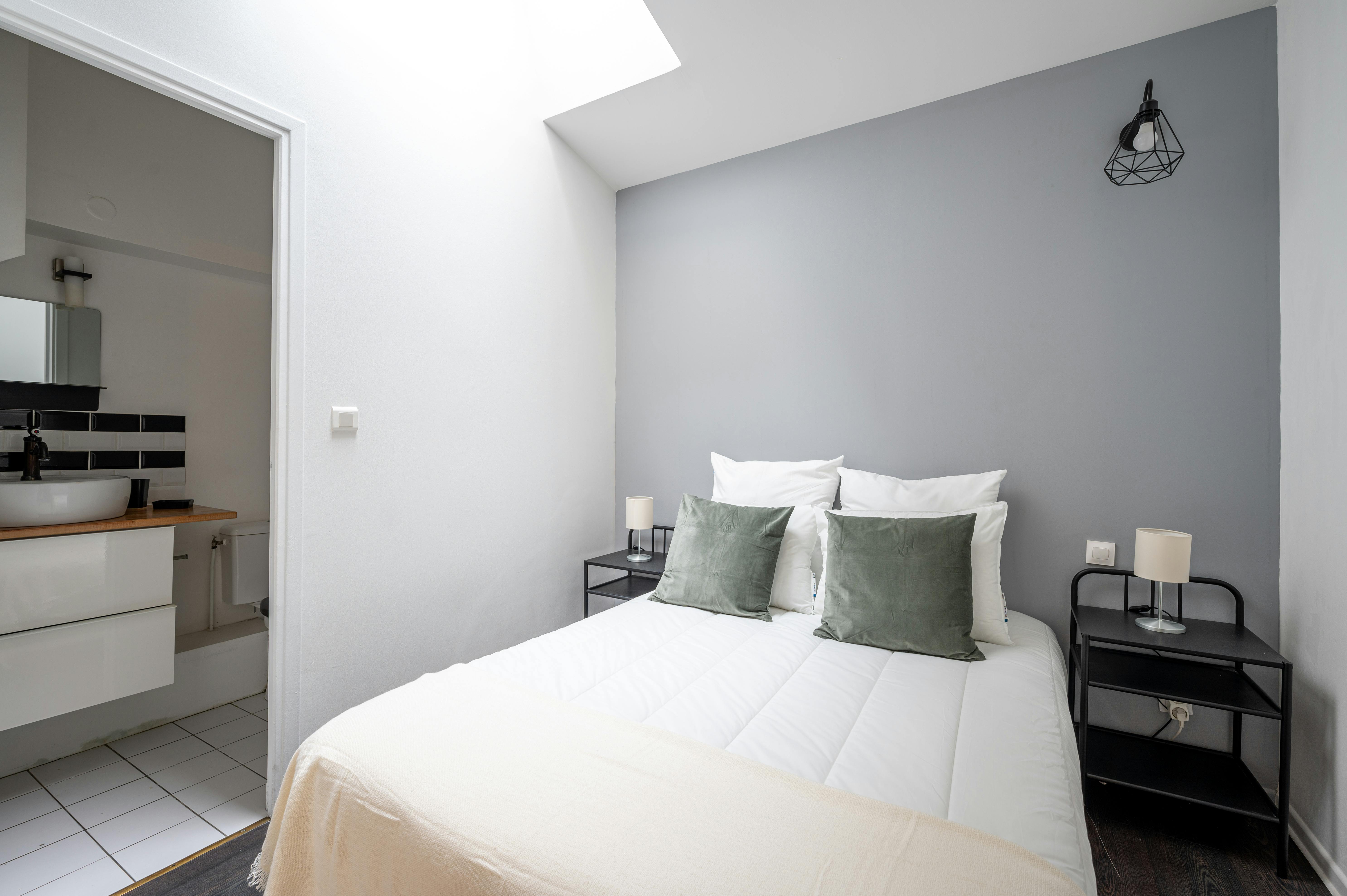 Single room Paris, 1 bed, 21m² — photo 12