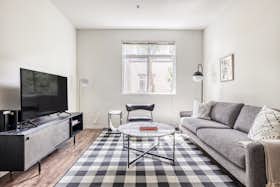 Lägenhet att hyra för 2 263 € i månaden i Los Angeles, Lincoln Blvd