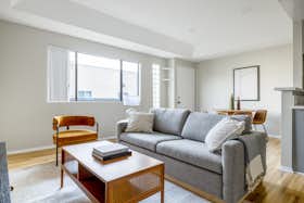 Lägenhet att hyra för $2,463 i månaden i Los Angeles, N Curson Ave