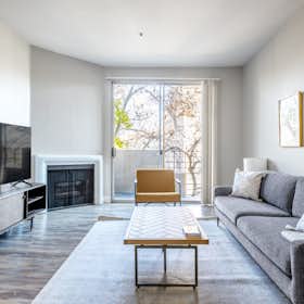 Lägenhet att hyra för $3,716 i månaden i Los Angeles, N Rossmore Ave