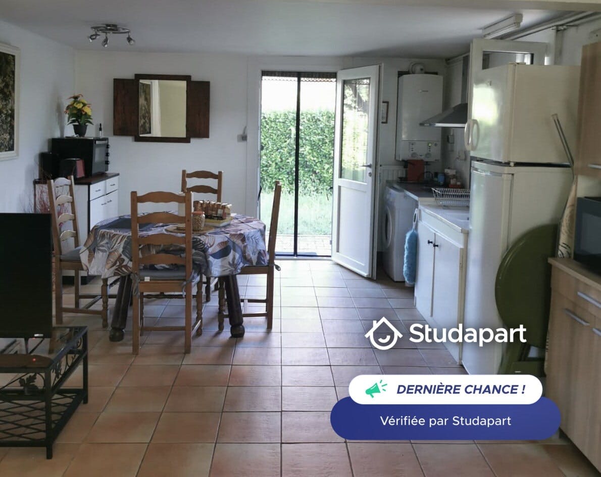 House for rent on Avenue des Anciens Combattants d'Afrique, Décines-Charpieu