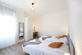 Общая комната сдается в аренду за 360 € в месяц в Modena, Via Giuseppe Soli