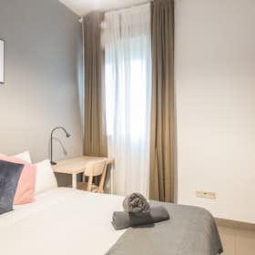 Private room for rent for €780 per month in Madrid, Calle de la Colegiata