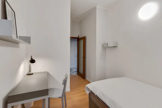 Private room in Piazza Sant'Agostino, Milan (1452541) room image 1