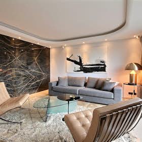 Apartment for rent for €10,258 per month in Paris, Quai d'Orsay