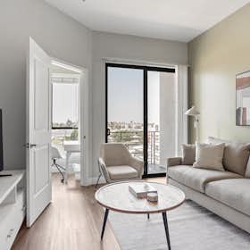 Appartement te huur voor $2,912 per maand in North Hollywood, Klump Ave