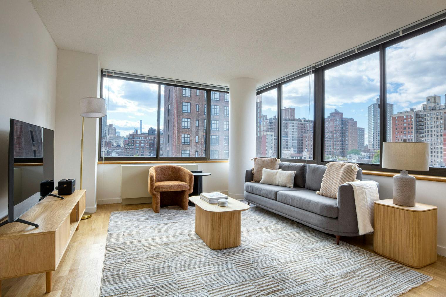 Apartment for rent for $7,239 per month in New York City, East 96th Street