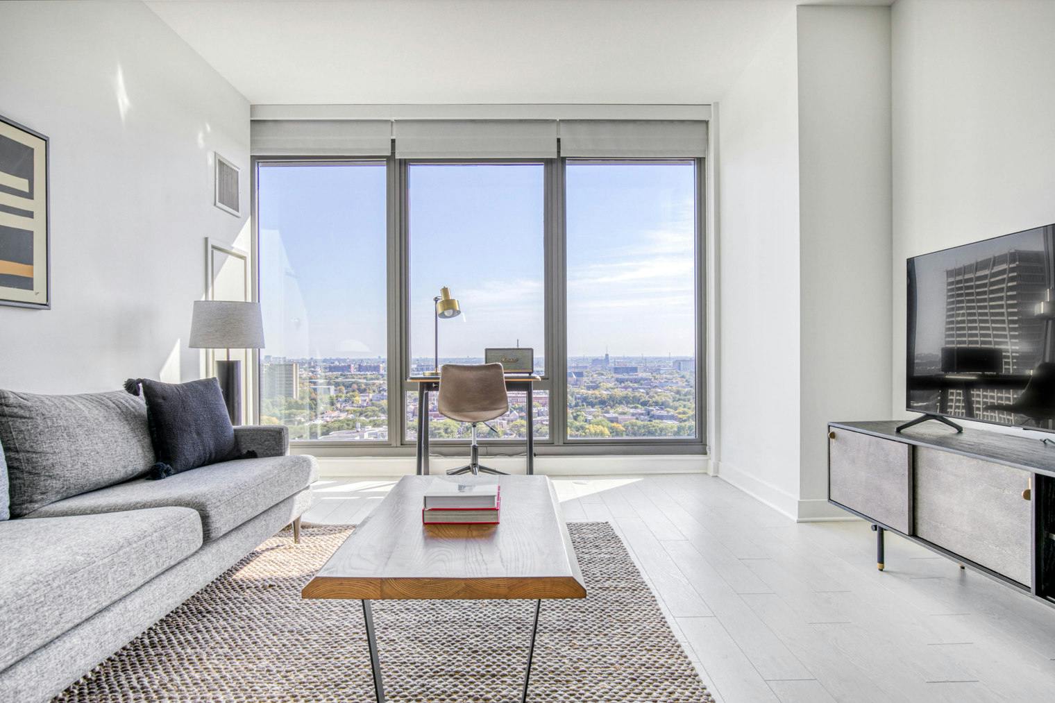 West Van Buren Street, Chicago, IL preview