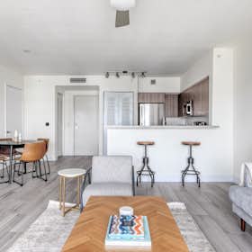 Apartamento para alugar por $3,836 por mês em Miami, NW 7th St