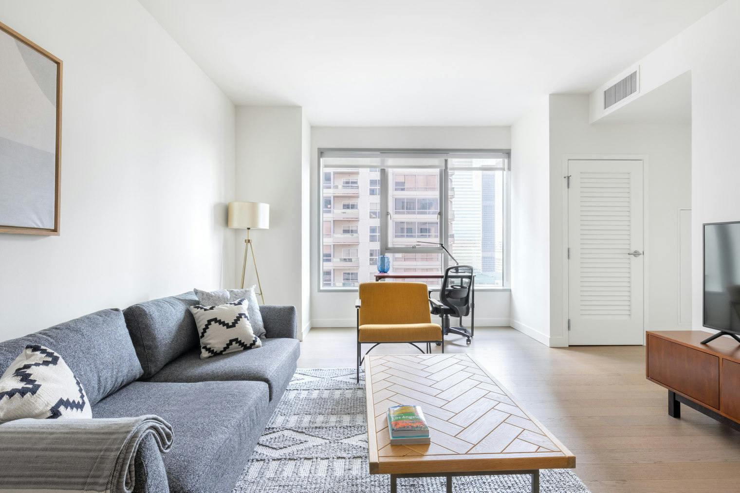 Apartamento en alquiler por $5,530 al mes en Los Angeles, South Grand Avenue