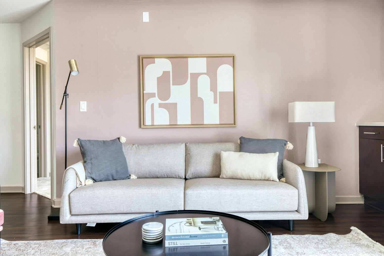 Apartamento en alquiler por $4,217 al mes en Los Angeles, Otsego Street