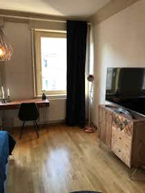 Private room for rent for €788 per month in Stuttgart, Traubenstraße